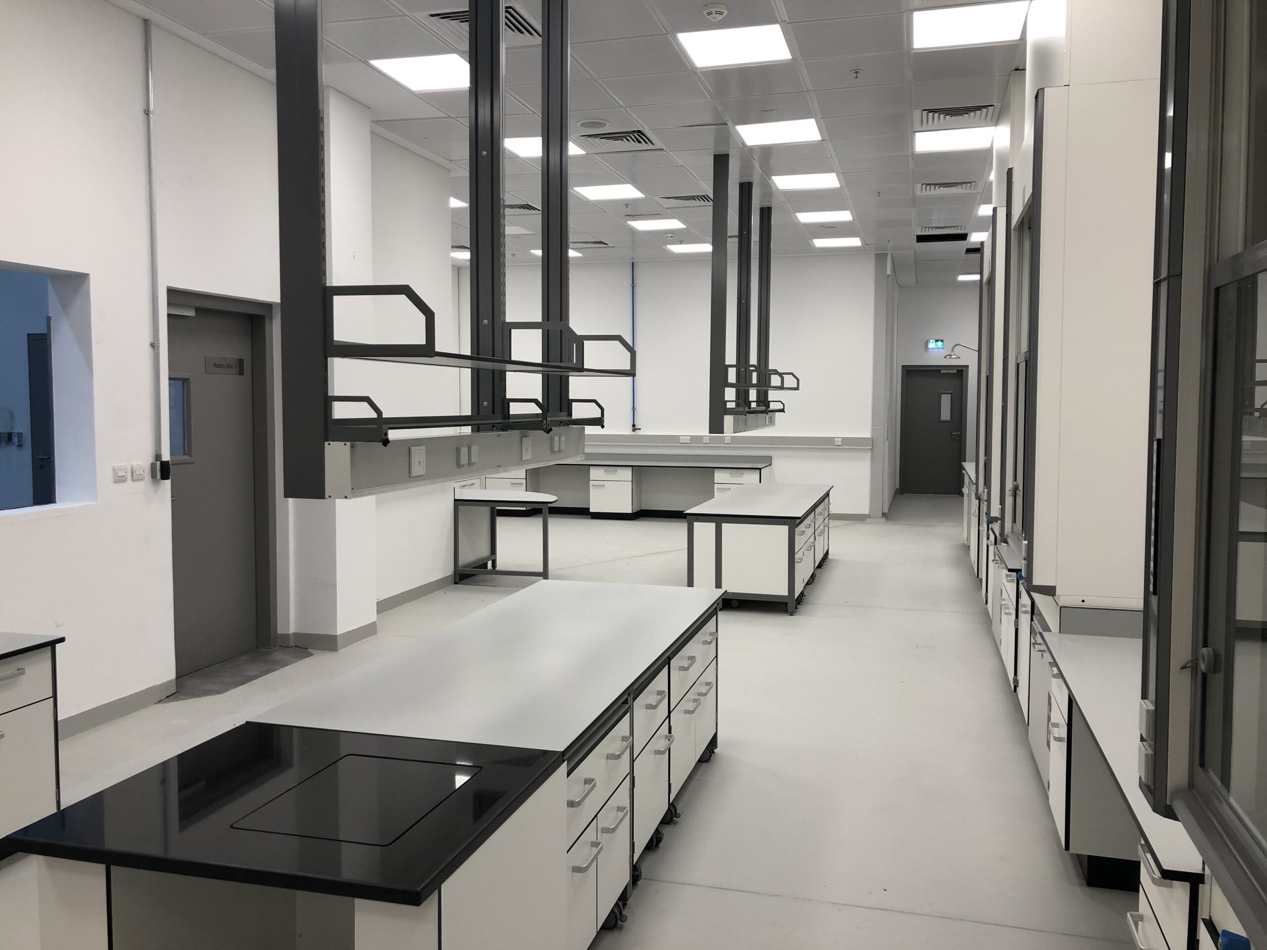 Laboratory worktop - Trespa TopLab® PLUS